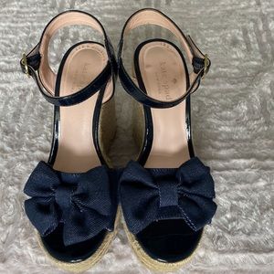 Kate Spade denim bow wedge in beautiful used condition.
